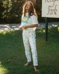 Deals ๐คฉ BILLABONG Wrangler She's Cheeky Pant SALT CRYSTAL ๐