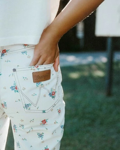 Deals ๐คฉ BILLABONG Wrangler She's Cheeky Pant SALT CRYSTAL ๐ 2 Deals ๐คฉ BILLABONG Wrangler She's Cheeky Pant SALT CRYSTAL ๐ - Image 2