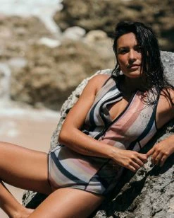 Best Pirce 🔔 BILLABONG 1mm Sol Sistah Shorty Spring Wetsuit SERAPE STRIPE 🧨 -womens Sales Store abjw500101 billabongl nhs3 frt2