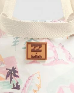 Wholesale โค๏ธ BILLABONG Happy Holiday Shopper Tote SALT CRYSTAL ๐ 15 Wholesale โค๏ธ BILLABONG Happy Holiday Shopper Tote SALT CRYSTAL ๐ -womens Sales Store ubjbt00129 billabongp scs dtl2
