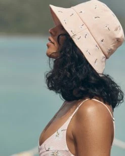 Flash Sale 🎁 BILLABONG Feelin Peachy Bucket Hat PEACHES 🎉